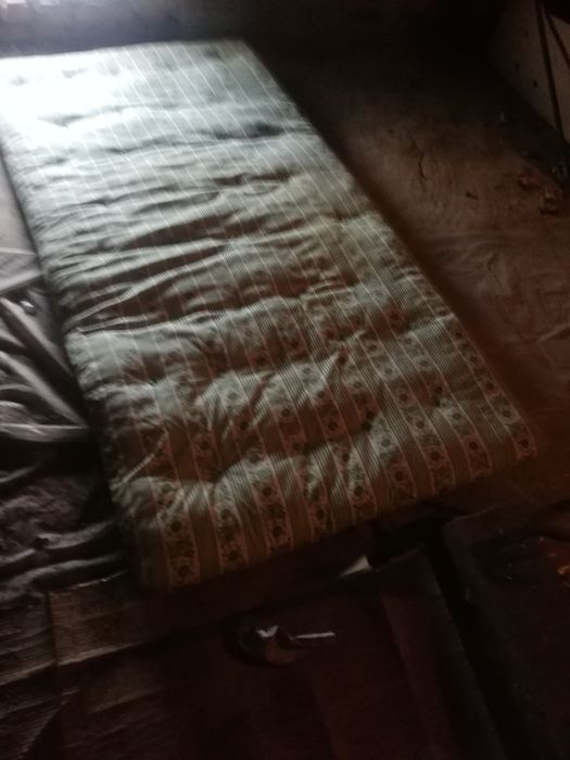 Продається матрас 500гр новий. Пишіть звоніть відповім. Висилаю по Нов