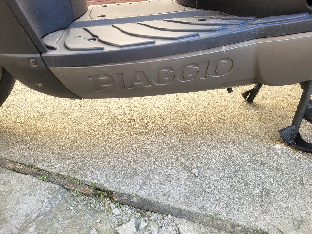 Skuter Piaggio Carnaby 125