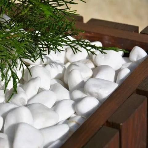 Натуральний камінь для декору, Біла мармурова галька