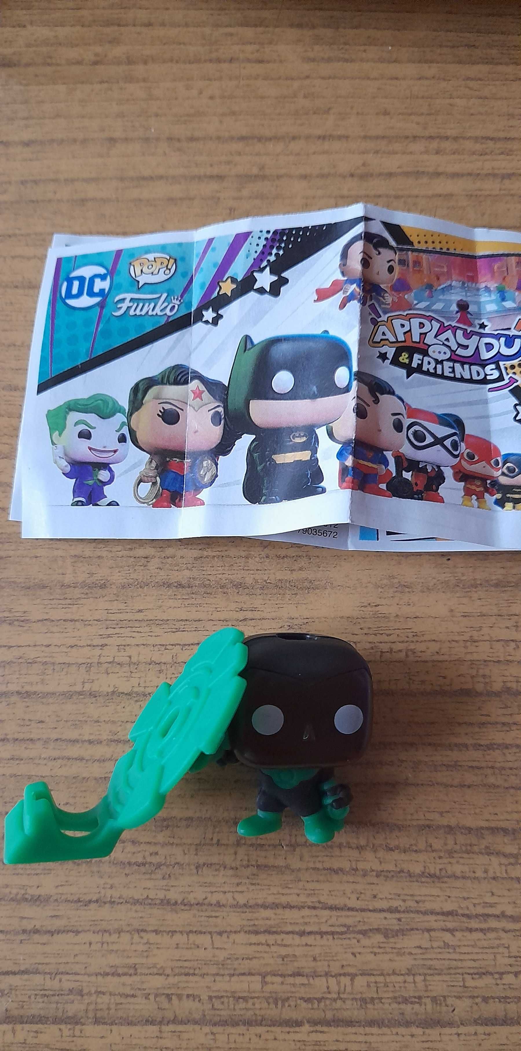 Figurka Green Lantern Funko pop kinder joy podstawka na telefon