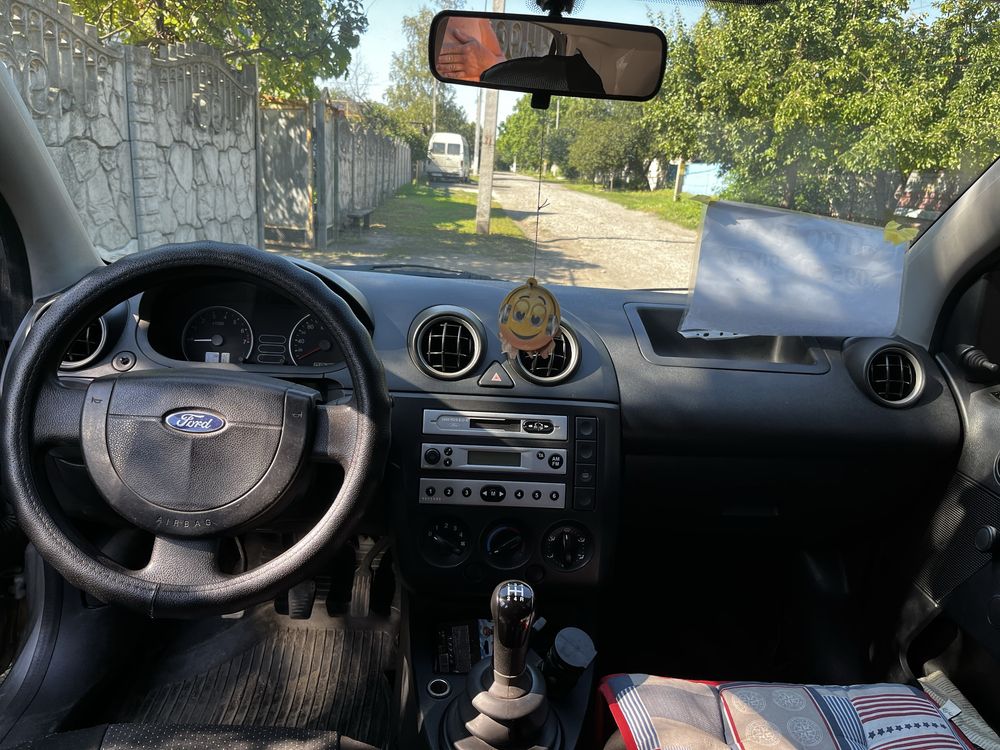 Ford Fiesta 1.3 бензин