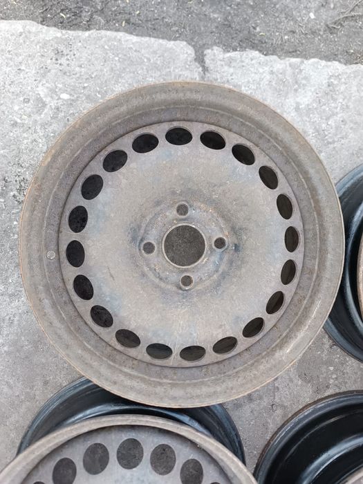 Felgi 15 Opel Corsa Combo Astra Tigra Fiat Grande Punto 4x100 ET39