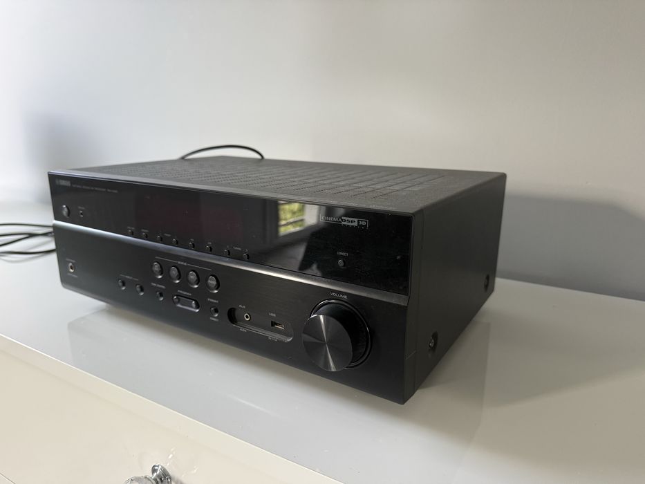 Amplituner Yamaha MusicCast RX-V481
