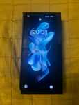 Samsung Flip z4 stan idealny obudowa szkło ochronne