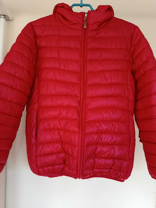 Продам зимові куртки