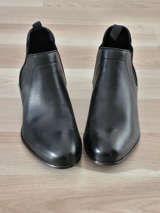 Hugo Boss Sztyblety buty ze skóry damskie r.37 dł.wkładki 23,5