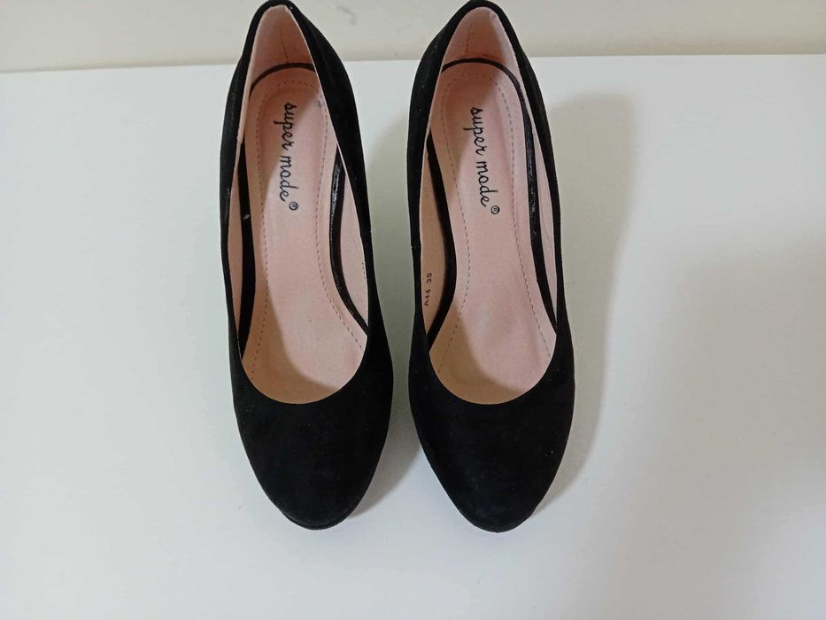 Sapatos mulher tamanho 35