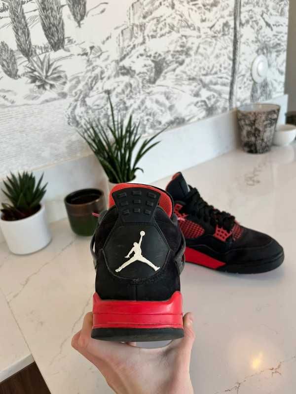 Jordan 4 Retro Red Thunder R.43