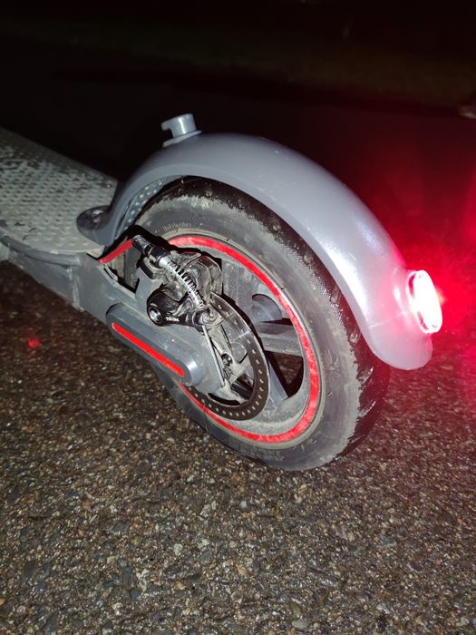 Xiaomi Electro Scooter з амортизаторами