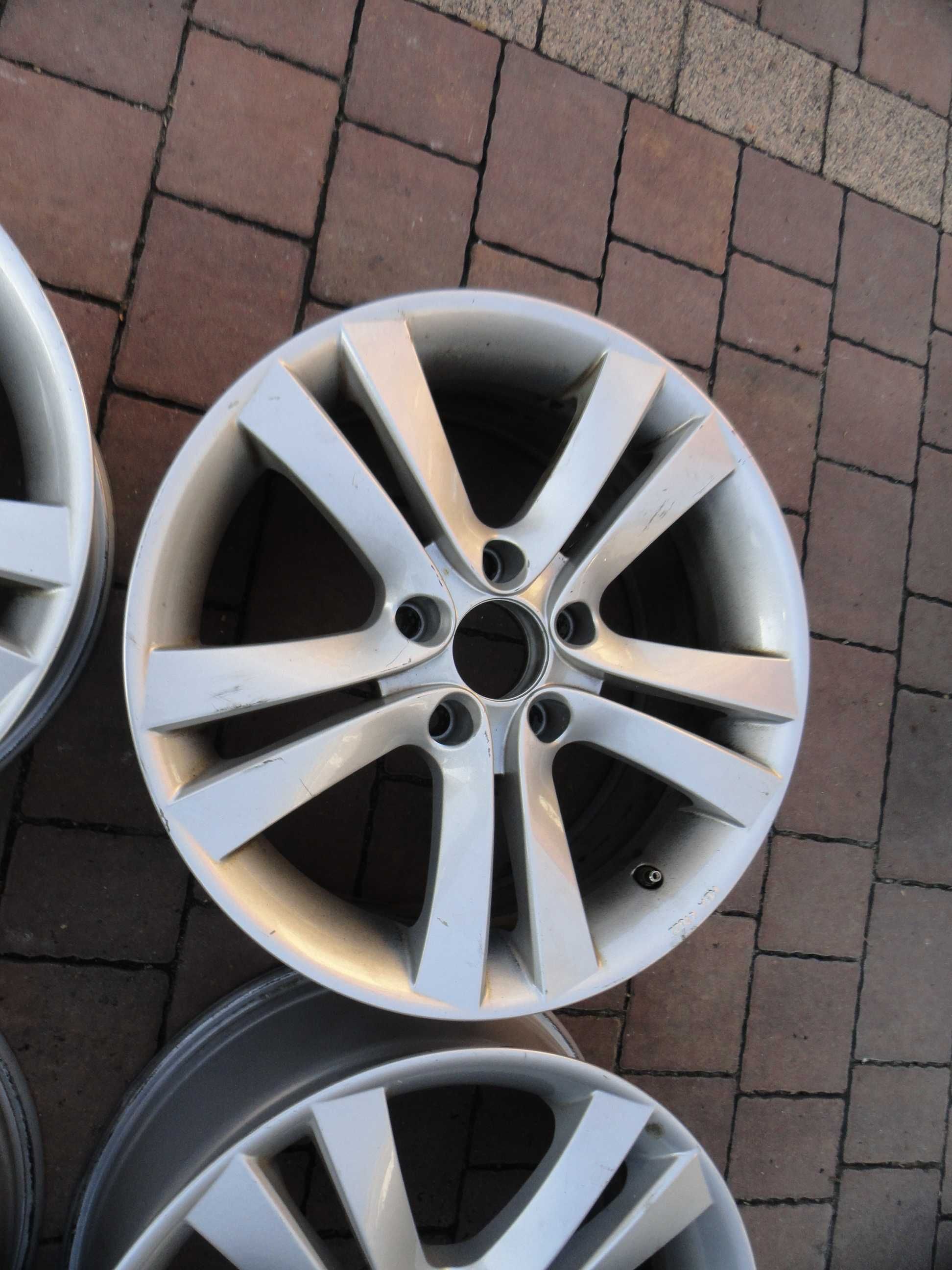 Felgi Aluminiowe 17 5x112 Audi VW Seat Skoda Mercedes