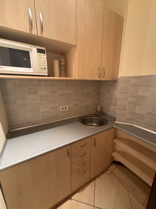 Оренда офісу в центрі , з меблями ,75м2 , три кабінети