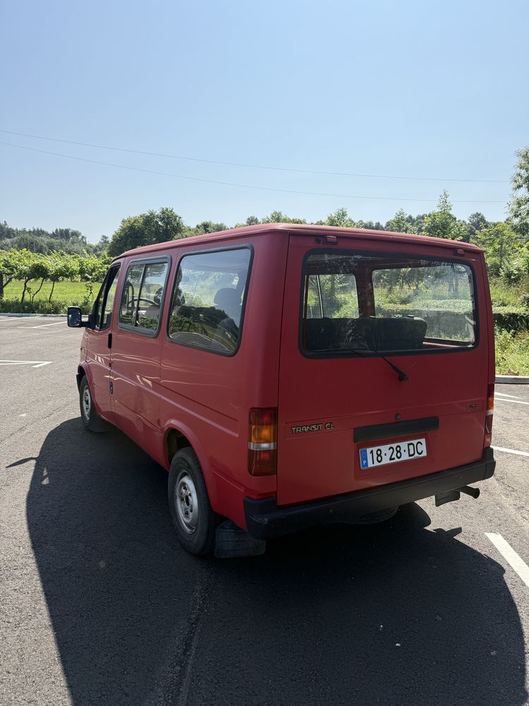 Ford Transit 9 lugares