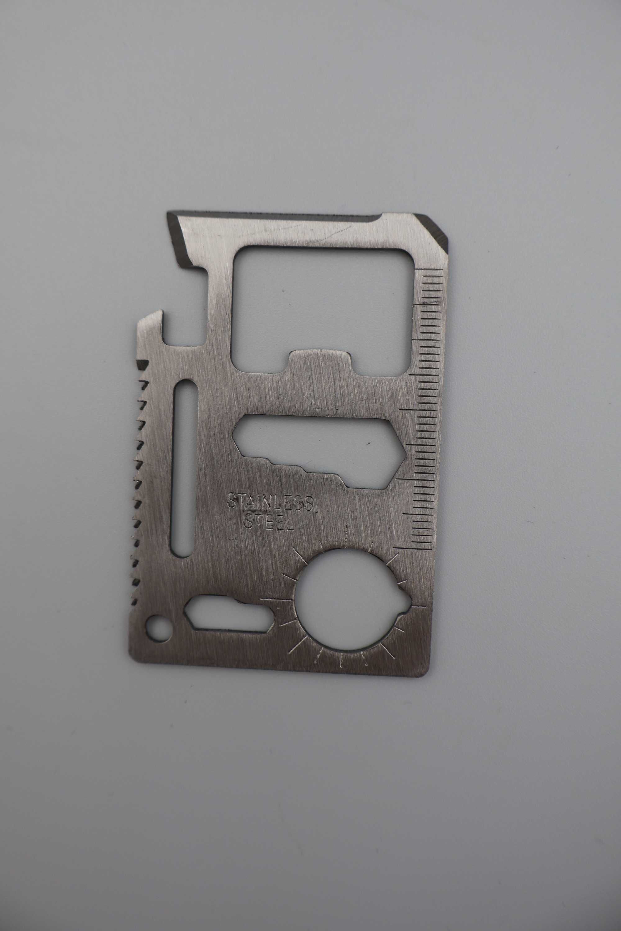 Karta przeżycia survivalowa multitool 11 funkcji- praktyczna podręczna