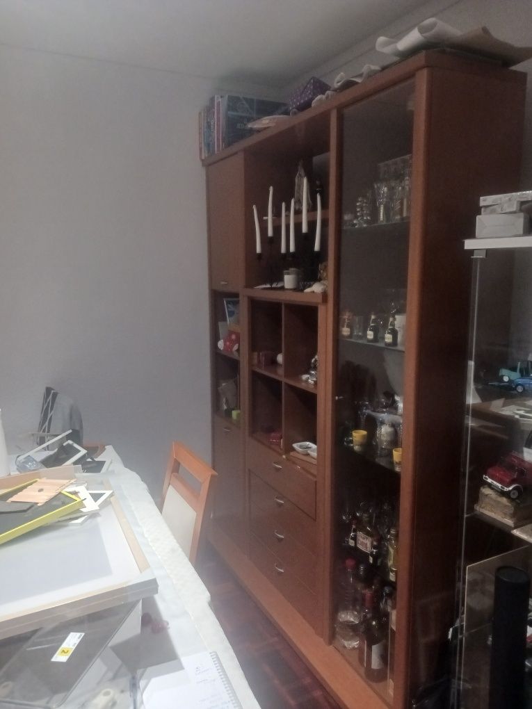 Mobilia de sala em cerejeira