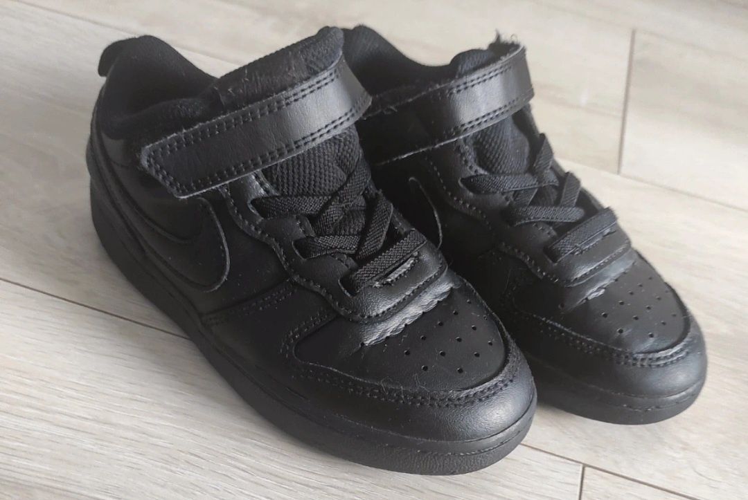 Nike borough low rozmiar 27