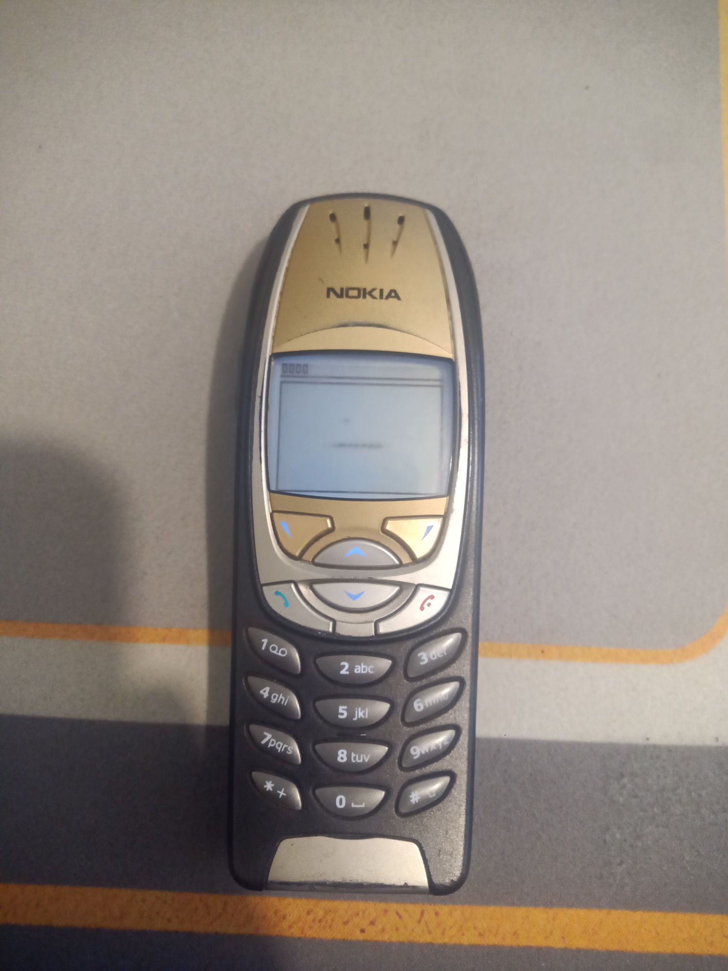 Nokia 6210 Navigator -1000грн. Nokia 6310i -1500грн