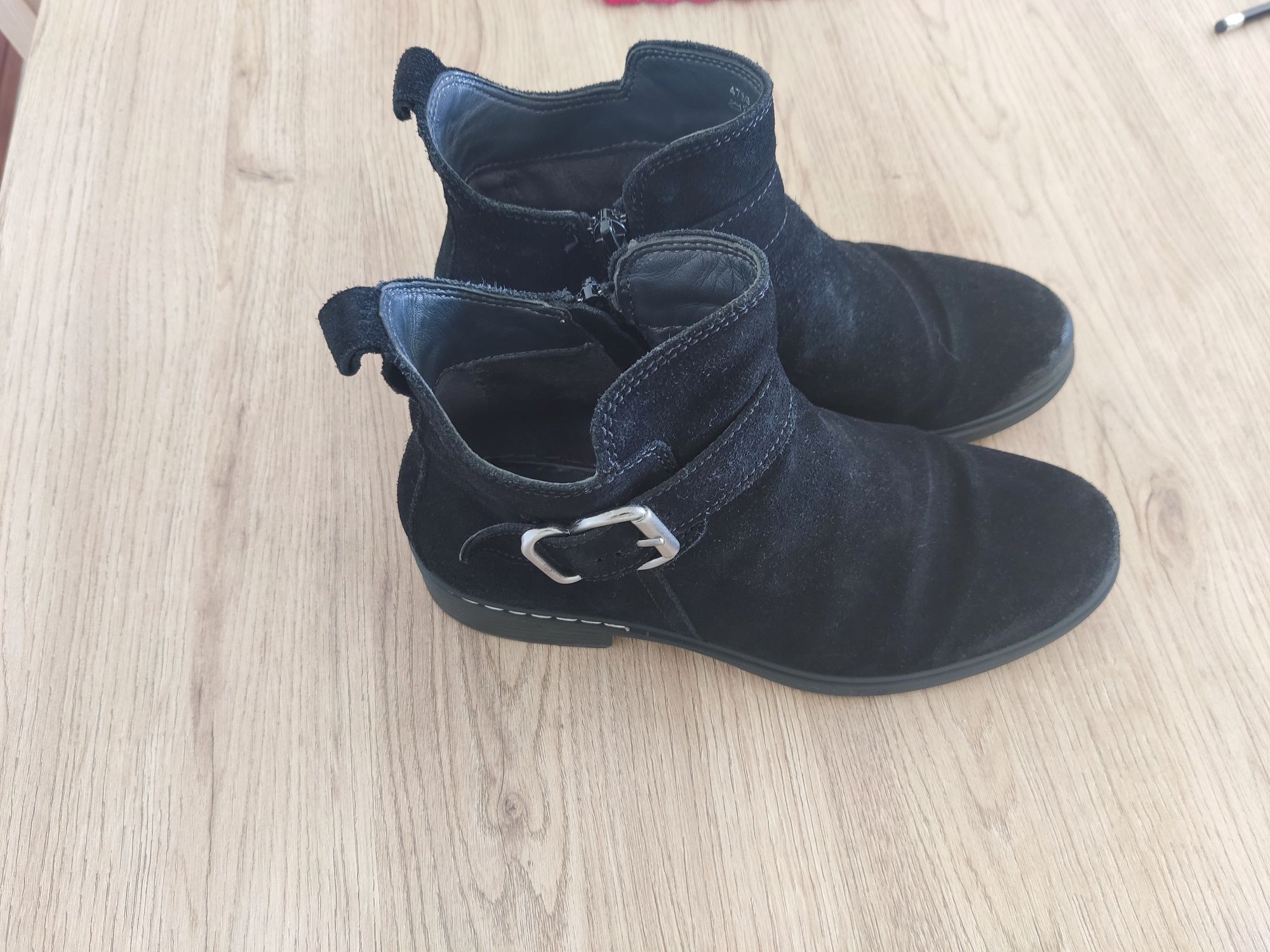 Botas de camurça