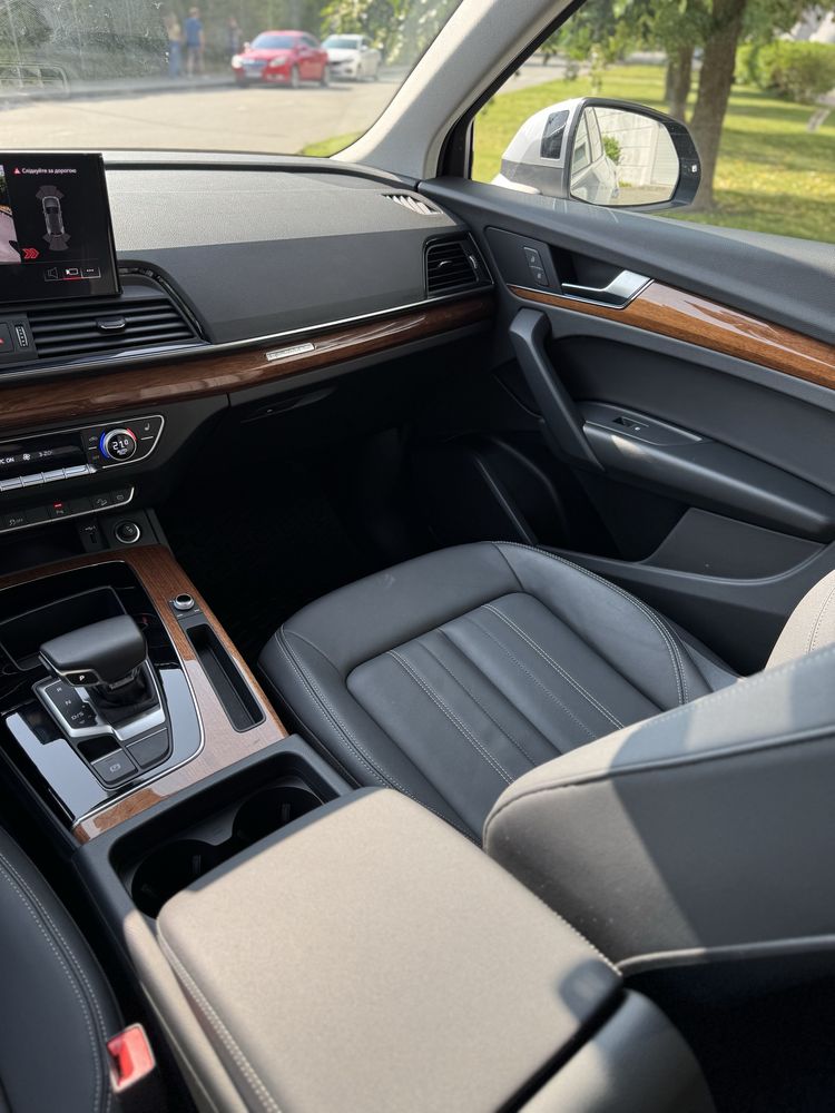 Audi Q5 Premium 45 2023