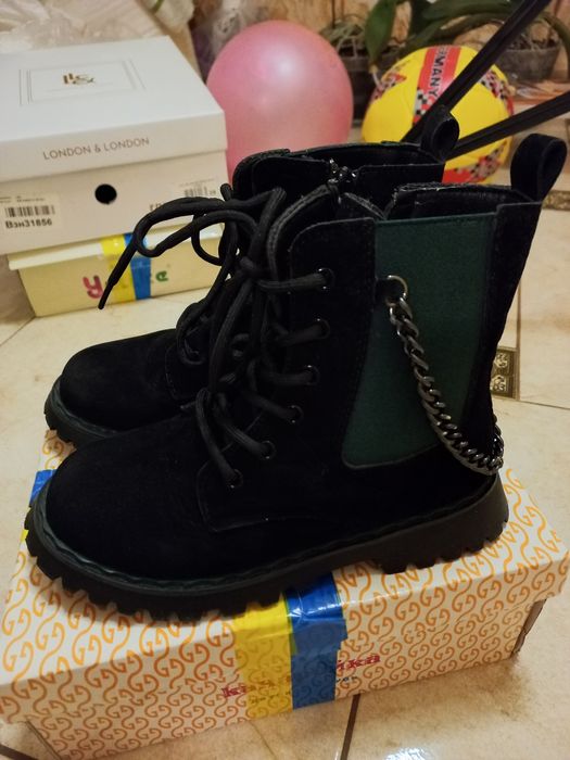 Демі черевики чобітки