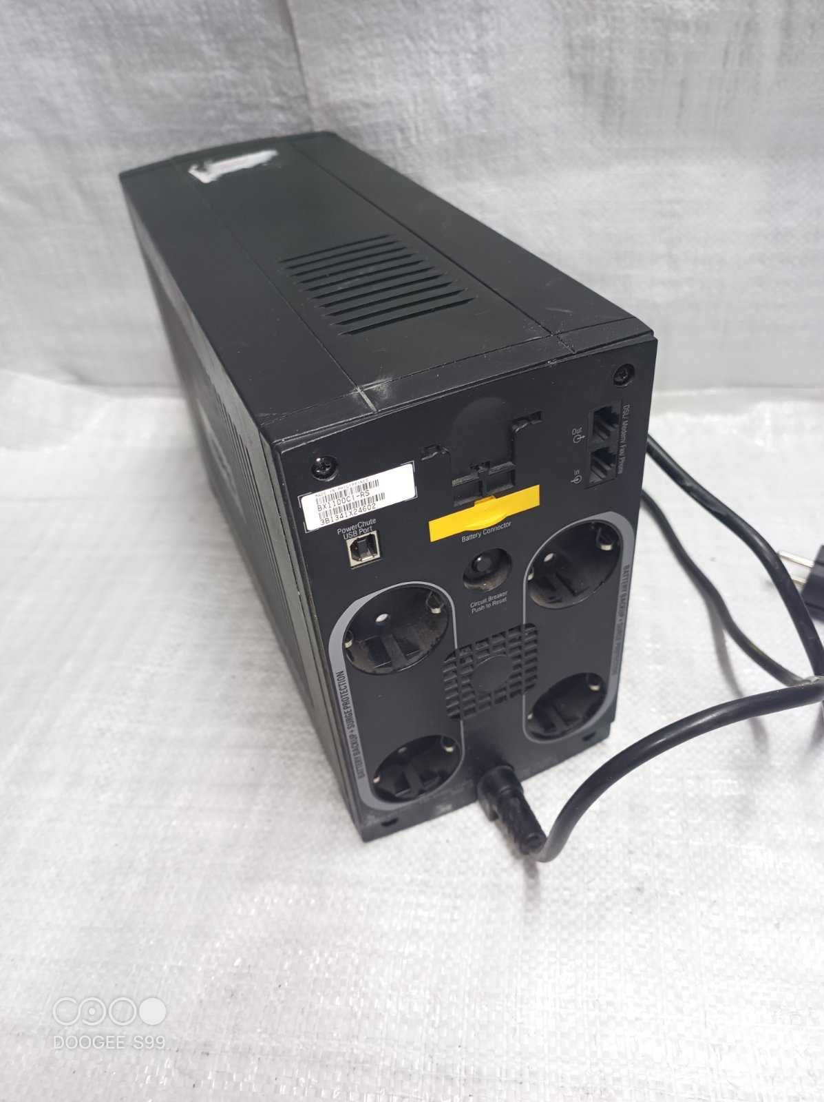 ДБЖ APC Back-UPS 1100VA (BX1100CI-RS)