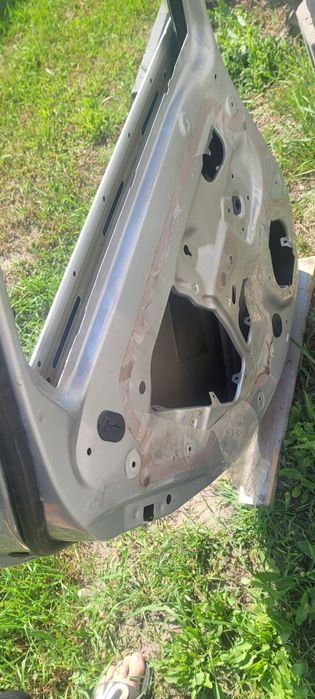 Drzwi tylne lewe z176 astra j