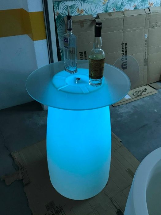 Mesa led com wifi bluetooh sound