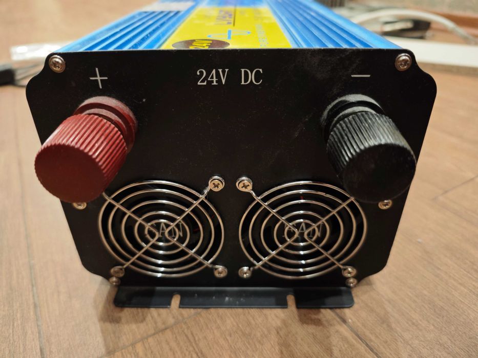 Інвертор перетворювач Lvyuan 3500w/7000w 24В чистий синус