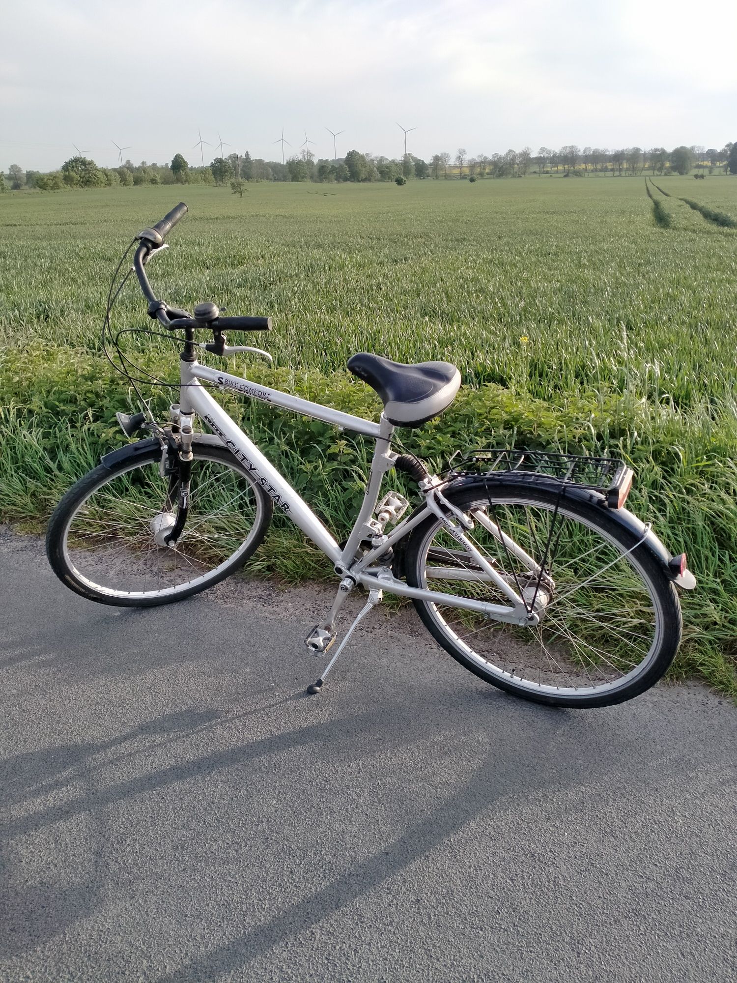 Trekingowy rower aluminiowy koła 28