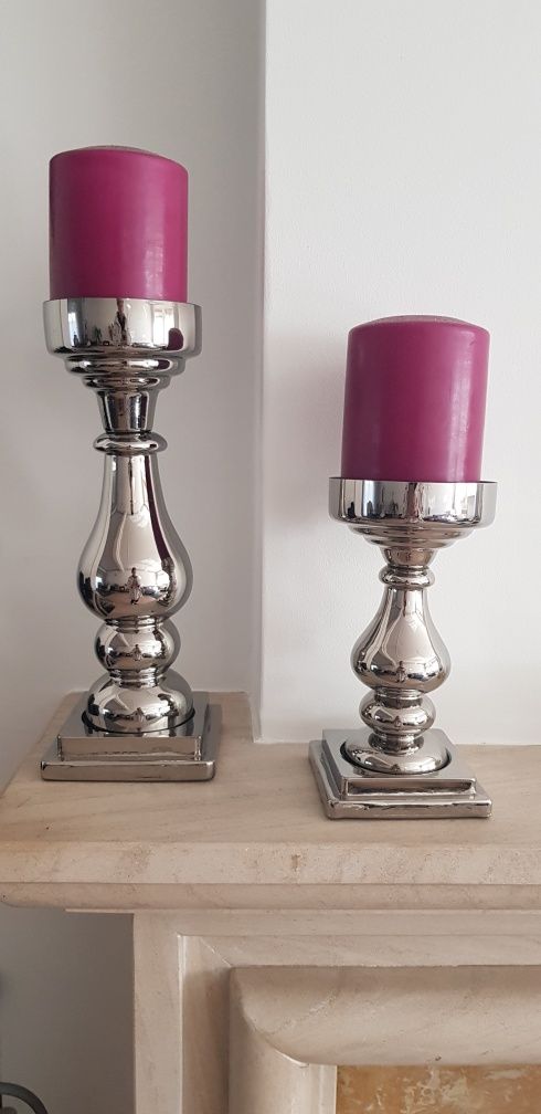 2 Candelabros prateados