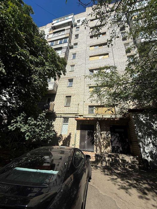 Продаж 1кк (біля дитячого містечка 'Сказка') Центр