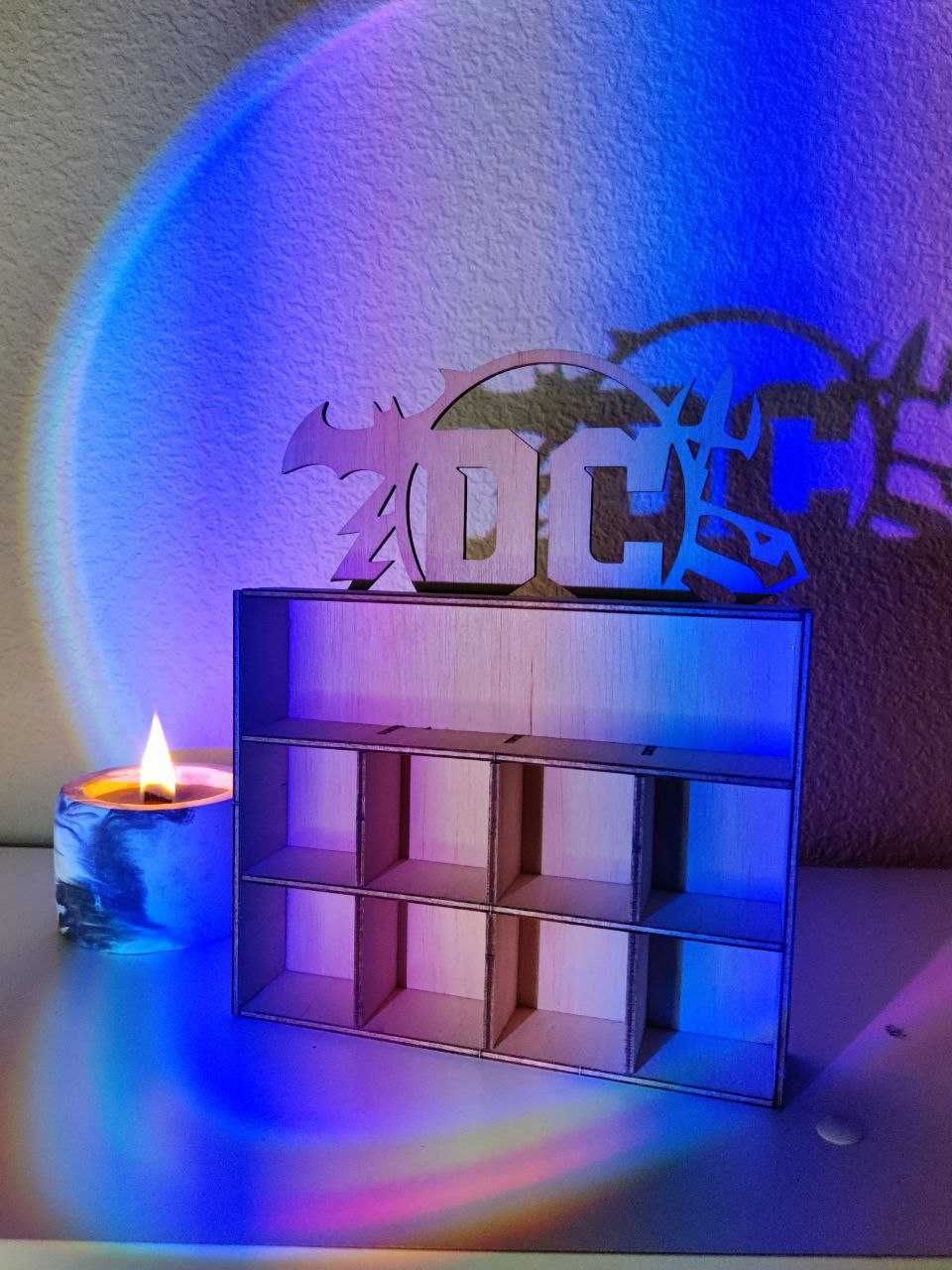 Дерев'яна шафа для фігурок DC та ГарріПоттера Funko pop. Хогватс.