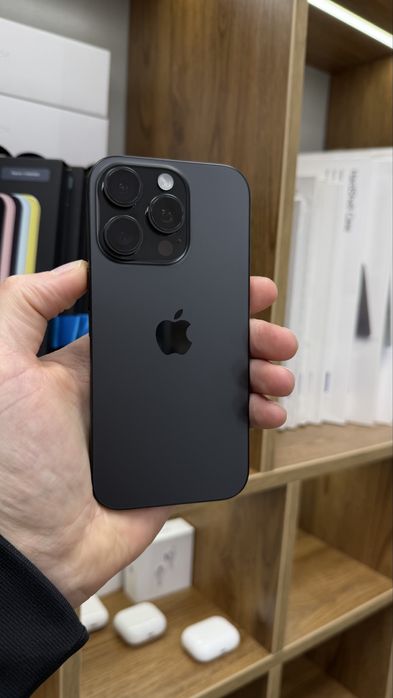 Apple Iphone 16 Pro 256 Black Titanium