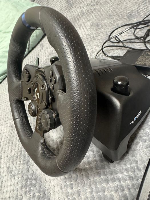 Руль Logitech g923