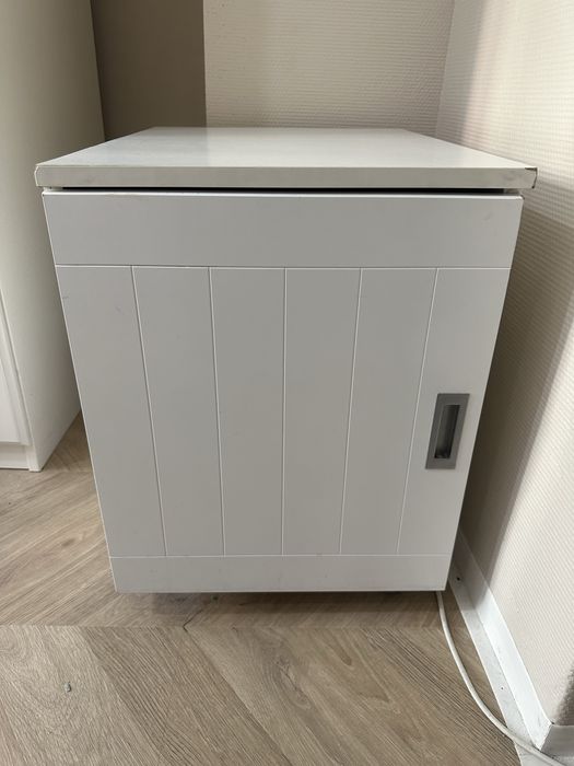 Szafka stolik na kółkach 41x54x53cm !!! Biała z 2 półkami  !!!