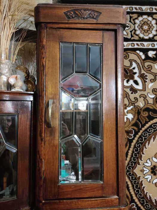 Дубова шафа відреставрована, для цінителів старовини