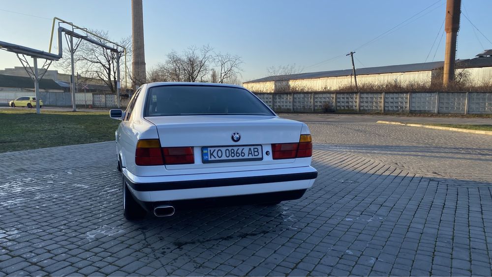 BMW 5 Series 1990