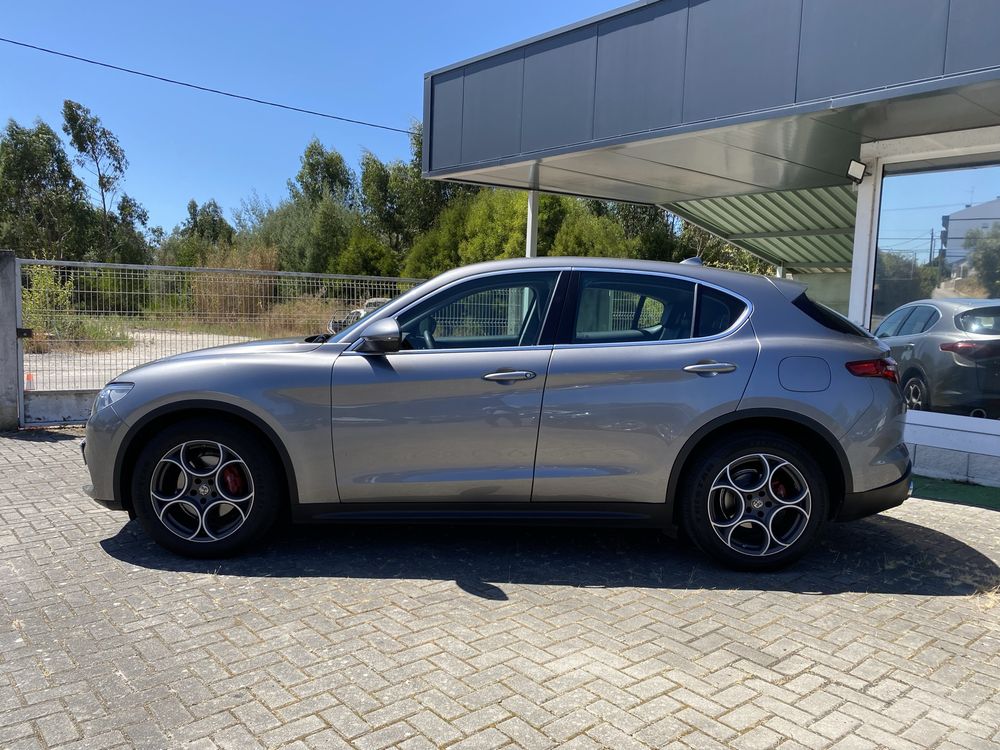 Alfa Romeo Stelvio 2.2D 180cv