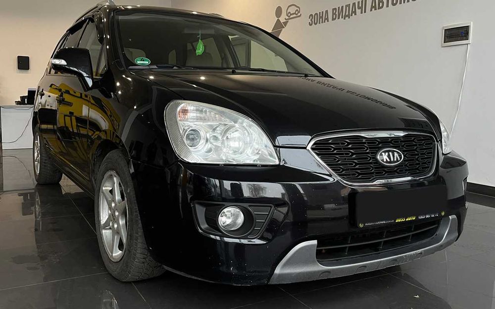 Kia Carens  2011