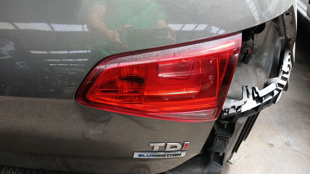 Farolim da mala direito VOLKSWAGEN Golf VII (5G1, BQ1, BE1, BE2)