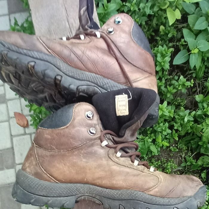 Ботинки, берцы из натуральной кожи.