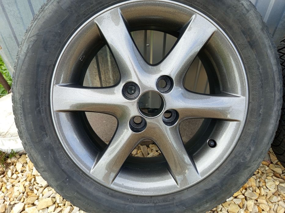 Felgi aluminiowe 15 toyota Yaris corolla Suzuki mazda 4x100