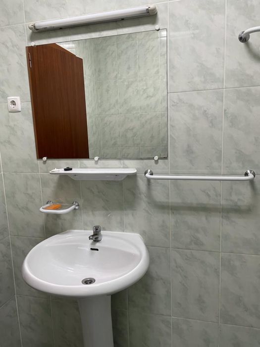 Aluga se Quarto para Casal  em Campolide a 5 min das Amoreiras