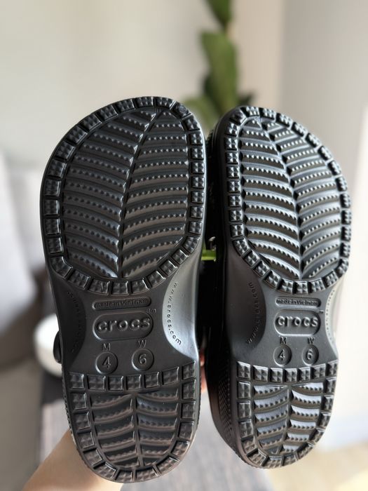 Crocs Classic крокси білі чорні беж шльопанці крокс класік 36 37 38 39