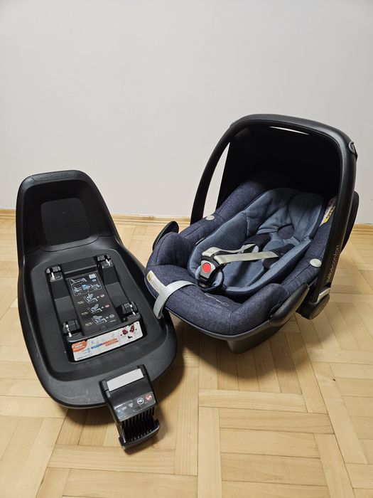 Nosidełko z bazą bebeconfort