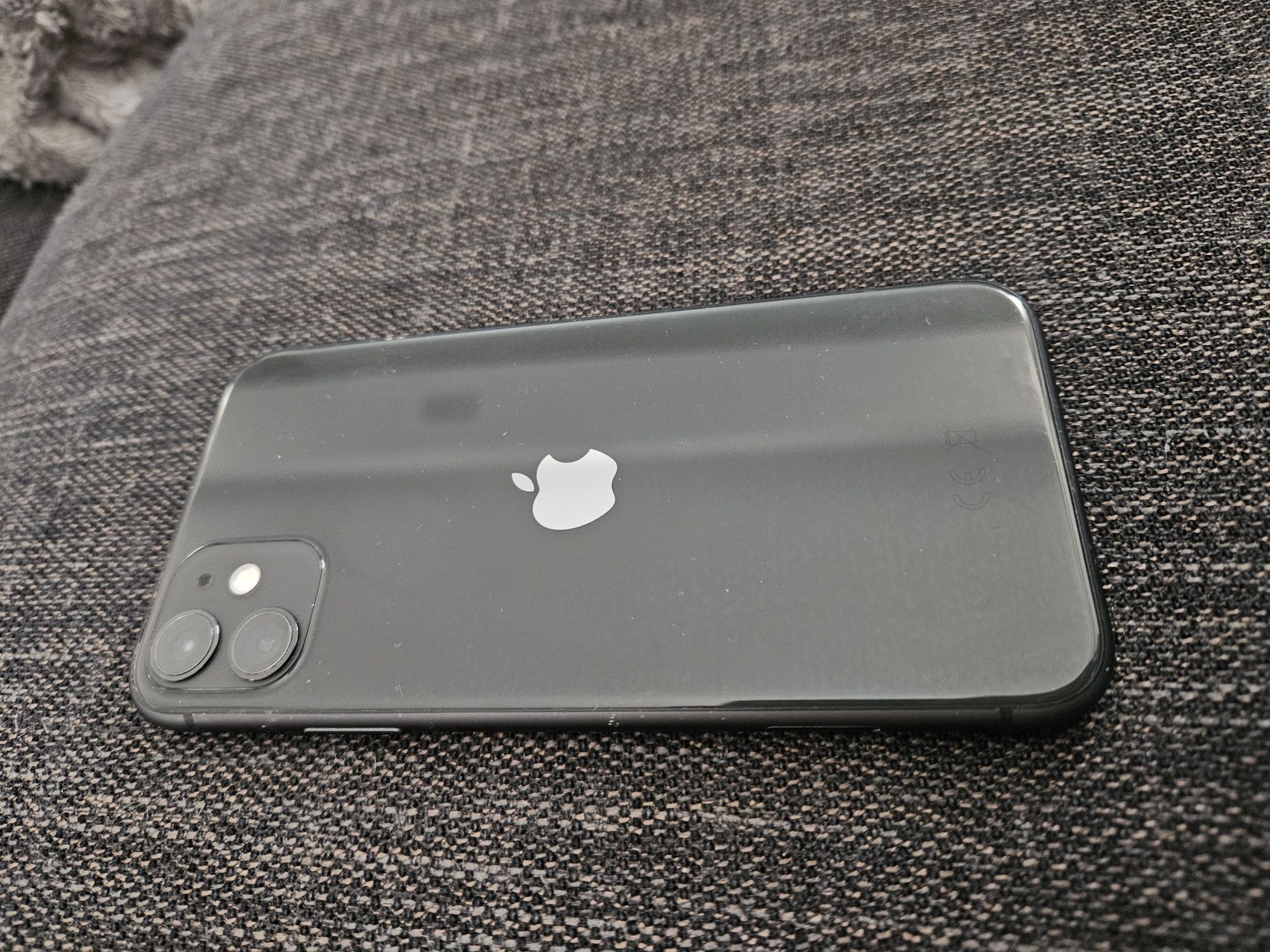 Iphone 11 black W-wa