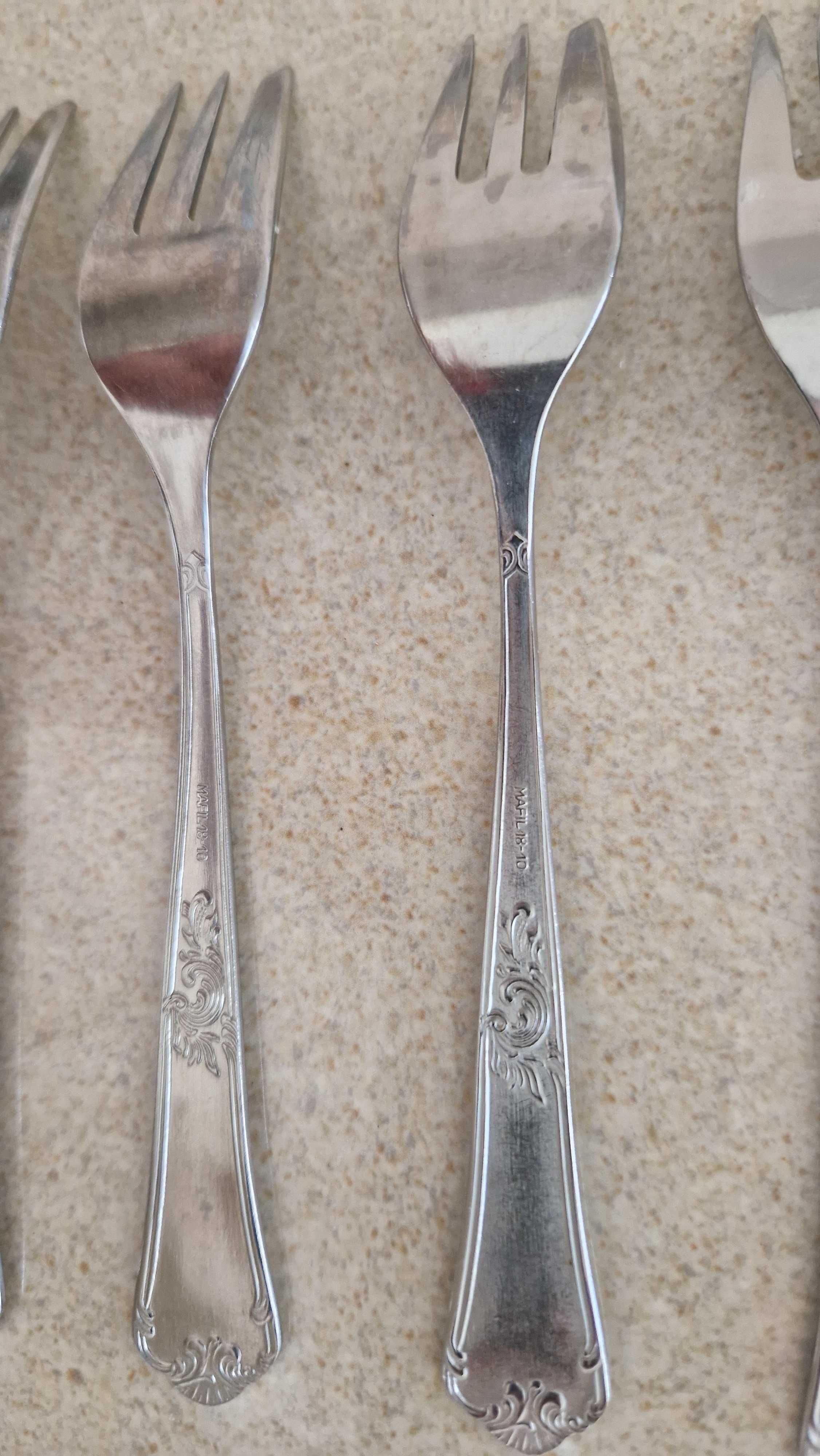 Conjunto 9 garfos pequenos e 1 grande para sobremesa - Mafil Cutlery