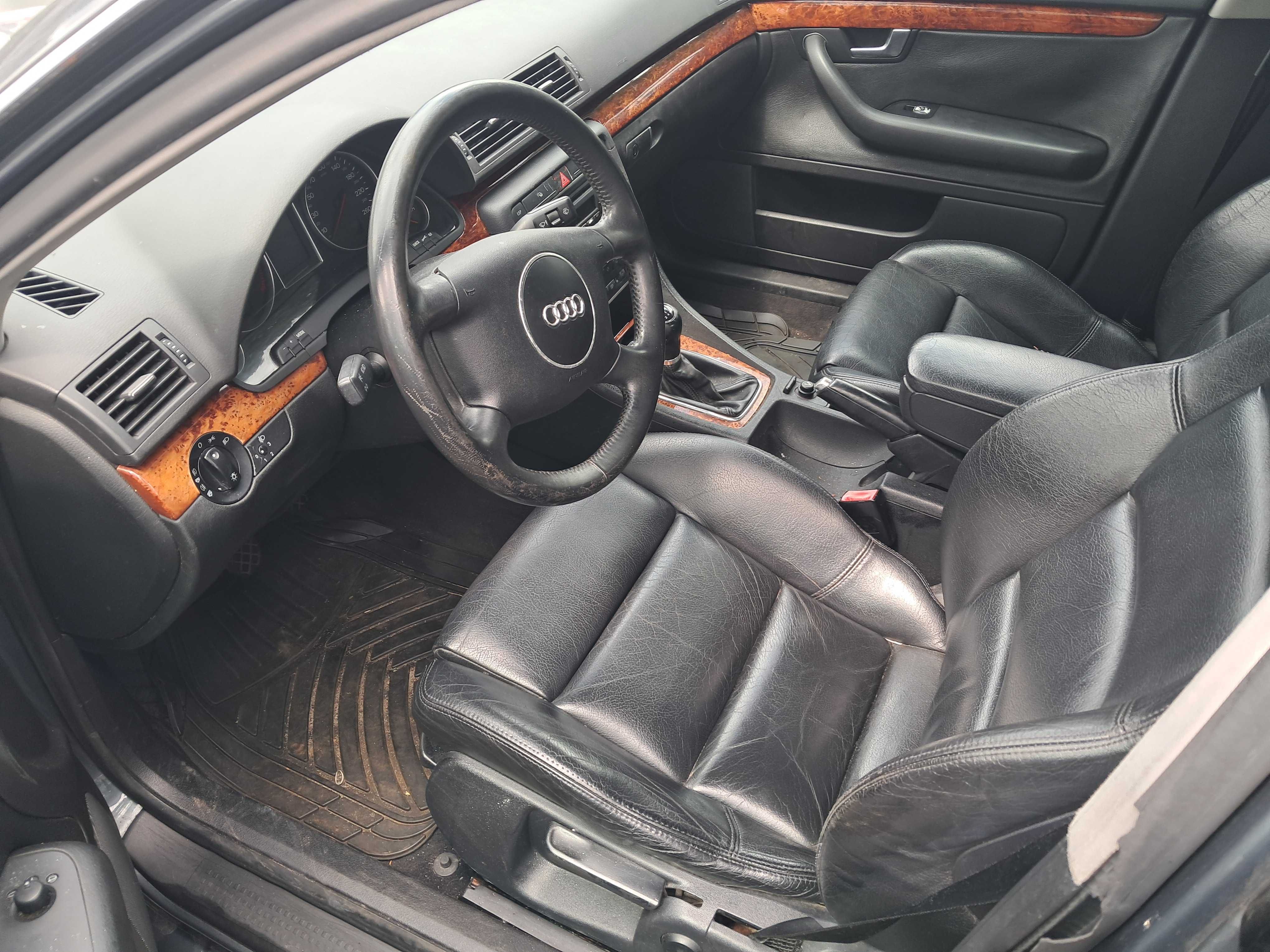 Audi A4 Sedan S-Line Zarejestrowana