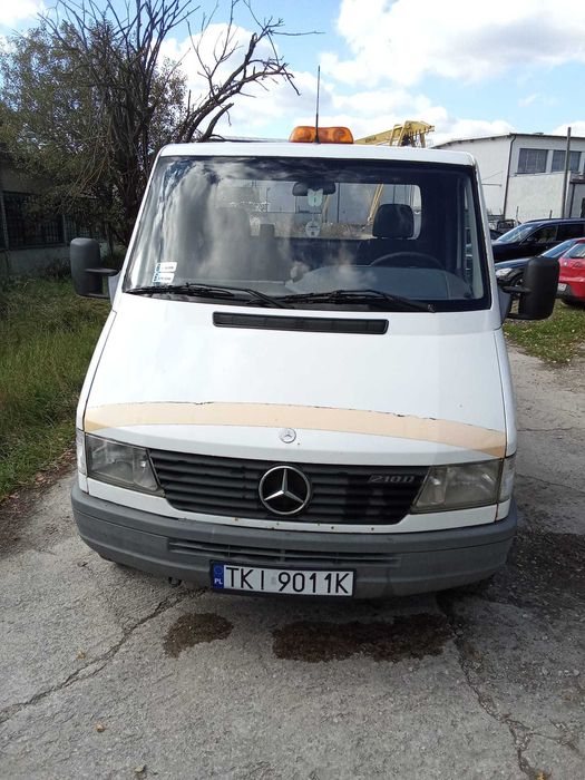 Samochód laweta Mercedes sprinter autolaweta