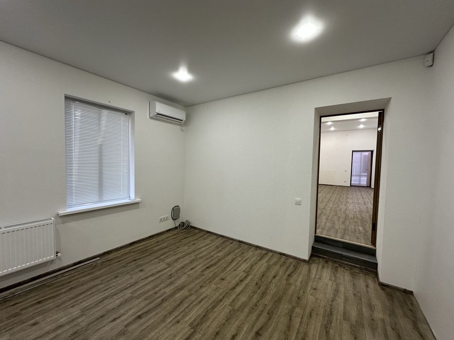 Фасадное помещение на Большой Морской