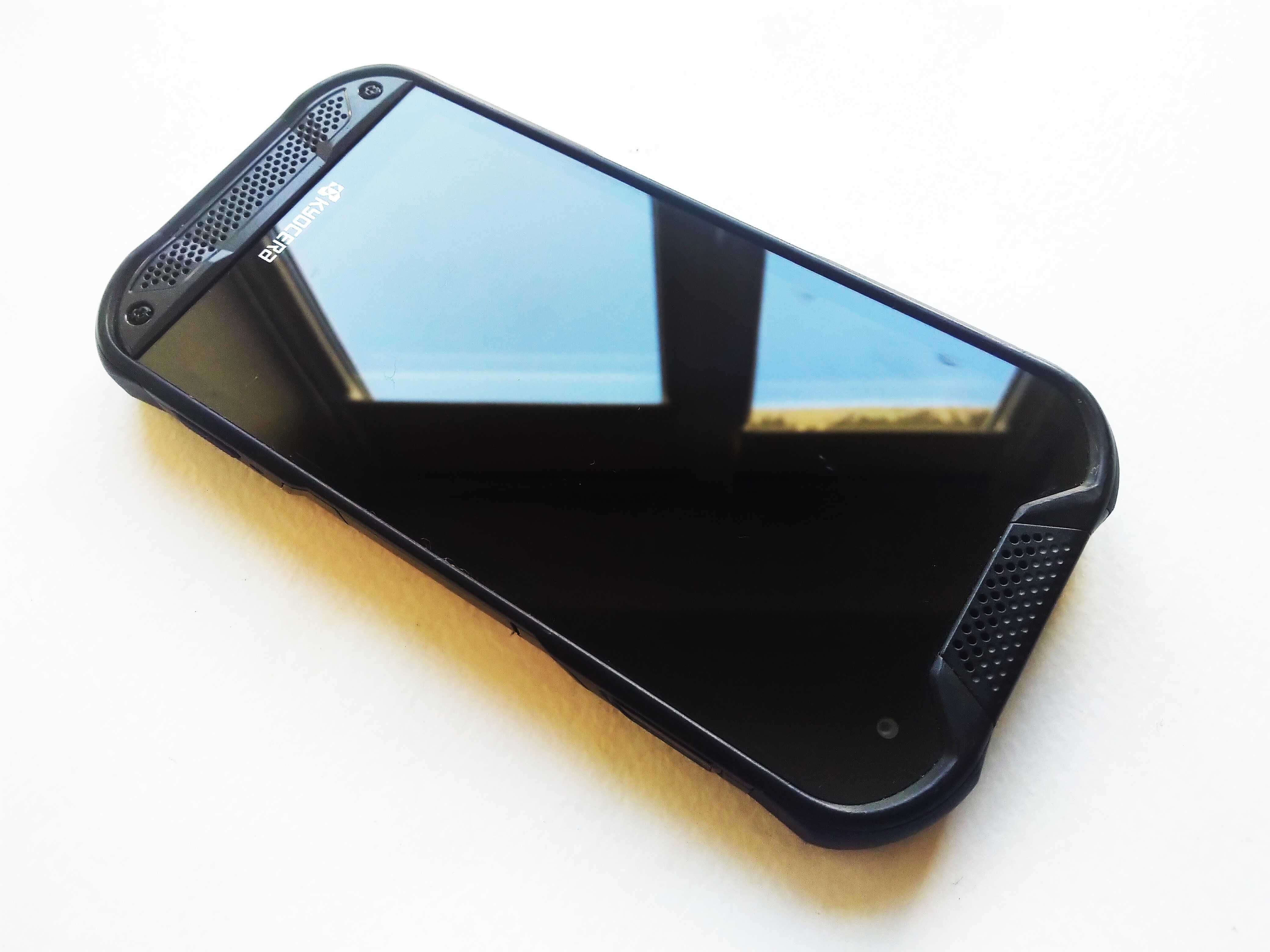 Kyocera Duraforce Pro 2 (4/64gb) броньований, протиударний, IP-68!